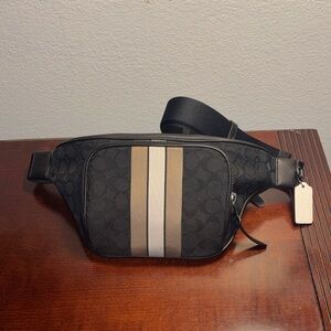 NWOT Coach Thompson Belt Bag In Signature Jacquard With Varsity Stripe (C5386)